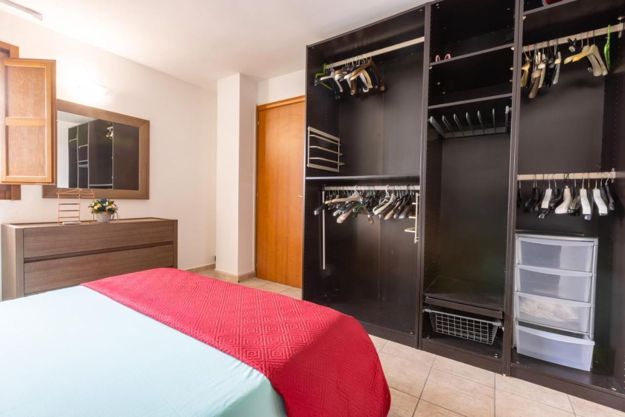 Апартаменты Lecce Colorful Flat With Terrace & Parking Экстерьер фото